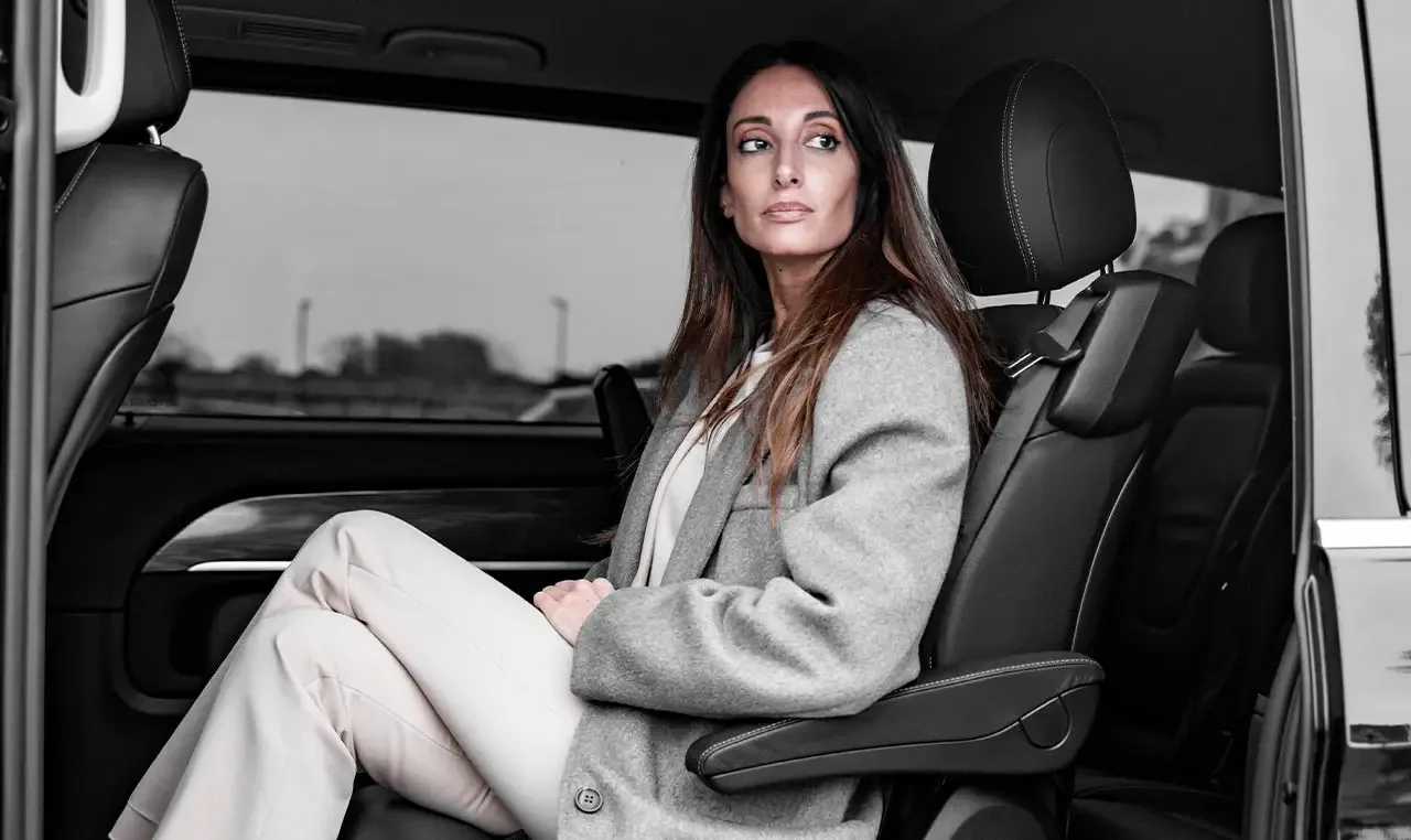 A VLS Mercedes V Class with chauffeur